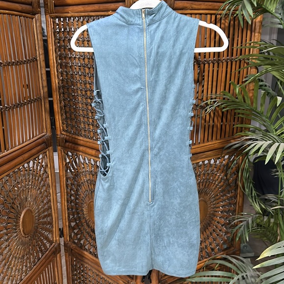 Windsor short sleeveless aqua blue dress size M with two sides on the sides. - Picture 4 of 4